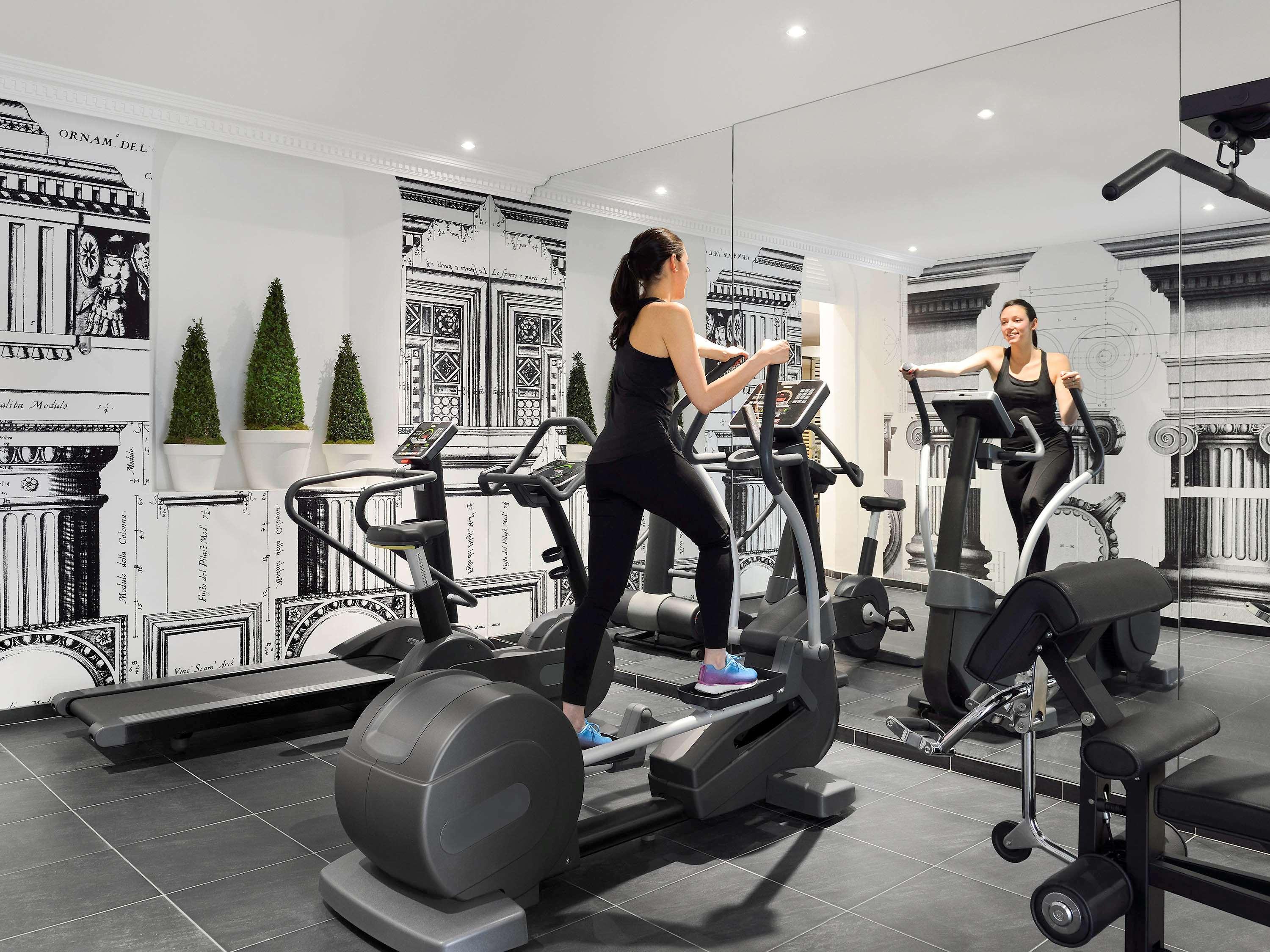 Hôtel&Spa Jules César Arles - MGallery Hotel Collection Esterno foto The gym at The Dorchester