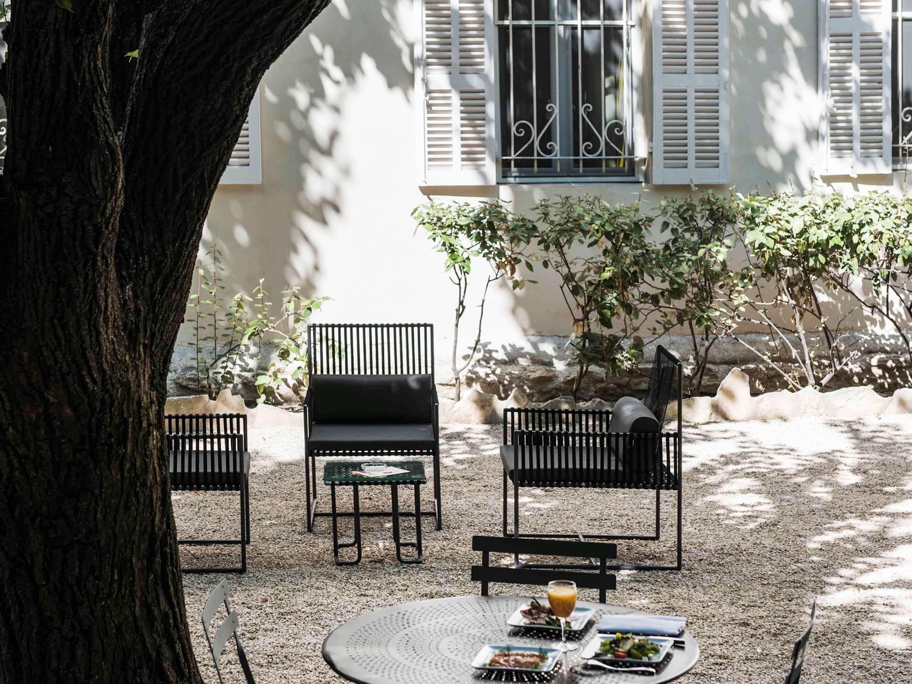 Hôtel&Spa Jules César Arles - MGallery Hotel Collection Esterno foto The courtyard of the museum