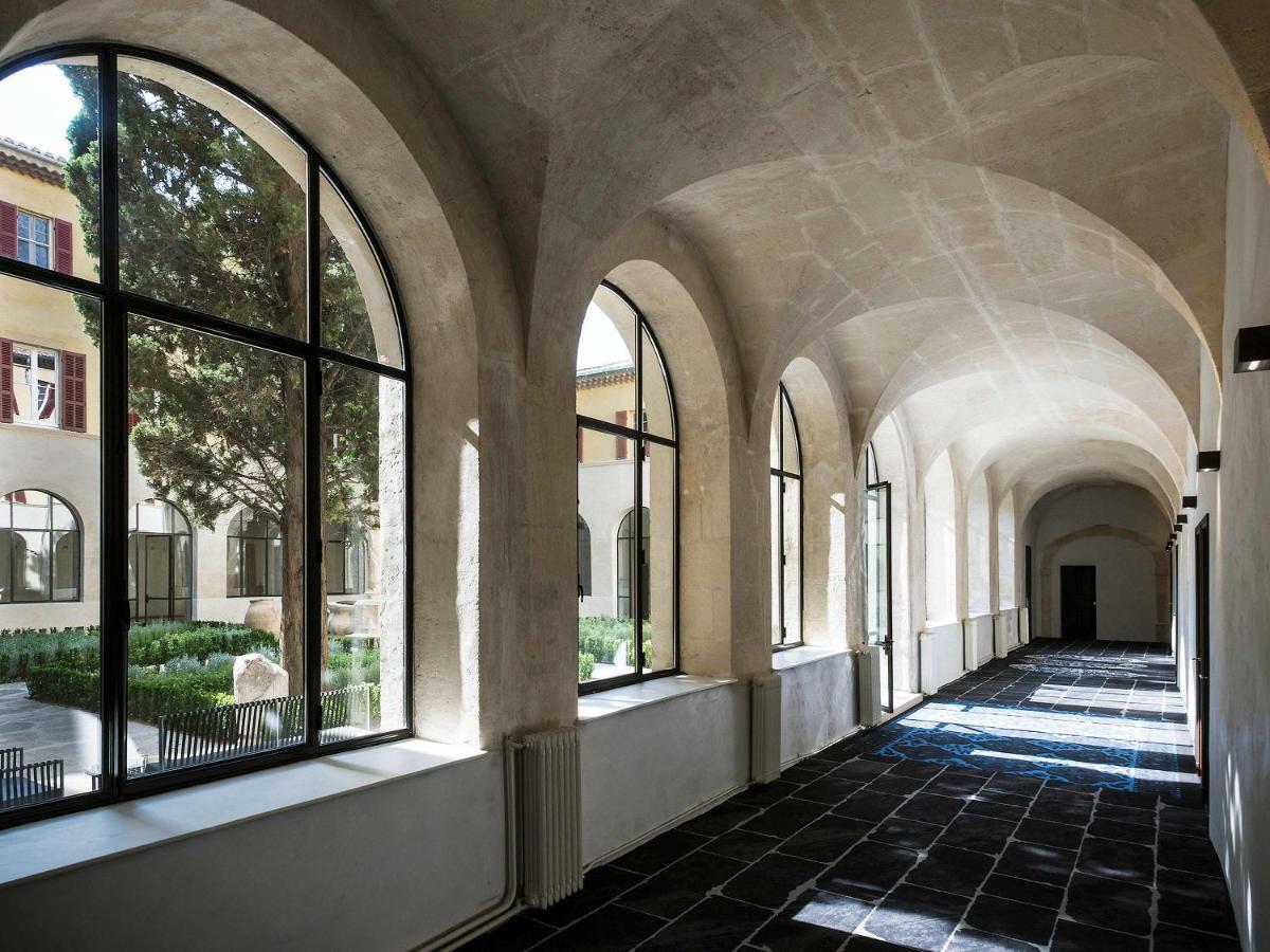 Hôtel&Spa Jules César Arles - MGallery Hotel Collection Esterno foto The interior of the building